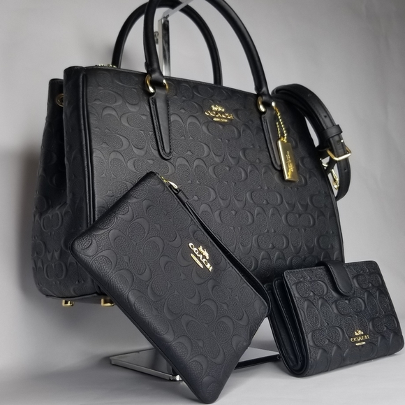 Coach Handbags - COACH 3PCS SET SIGNATURE BAG WALLET WRISTLET